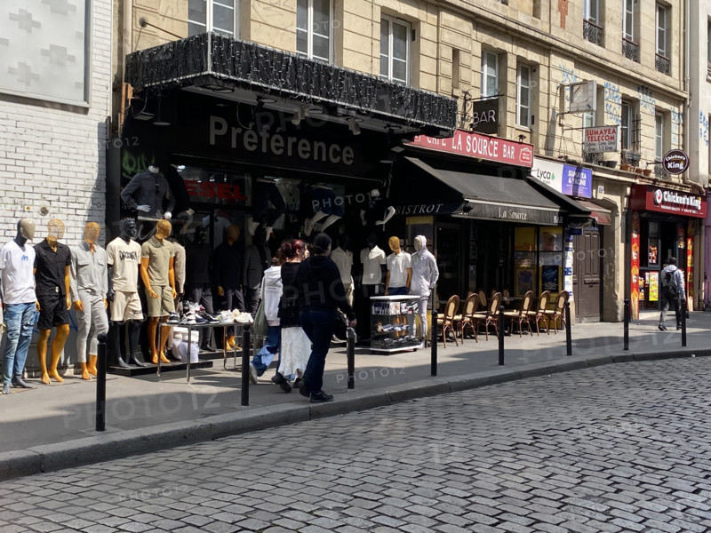 FRANCE COMMERCE