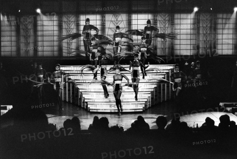 Le Lido de Paris: A one year of Bonheur