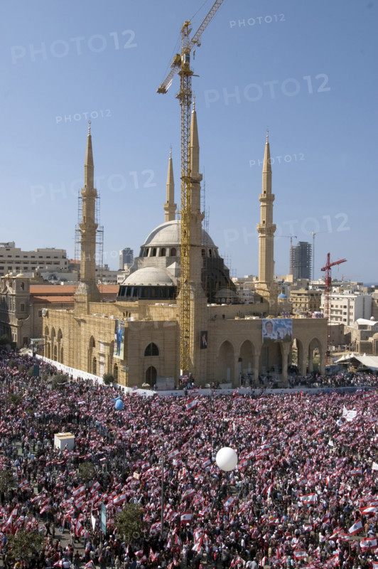 The largest Anti-Syrian demonstration in Beirut