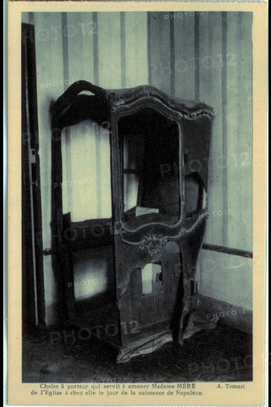 Maison natale de Napoléon 1er à Ajaccio. Chaise à porteur.