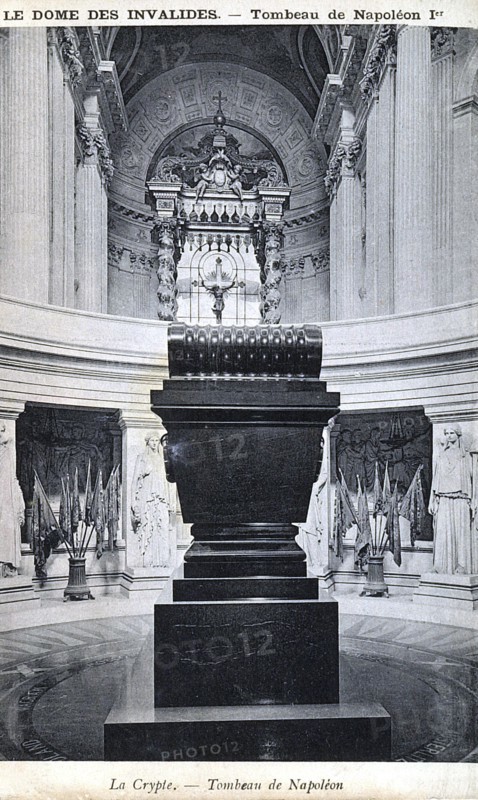 Tombeau de Napoléon 1er à l'hôtel des Invalides.