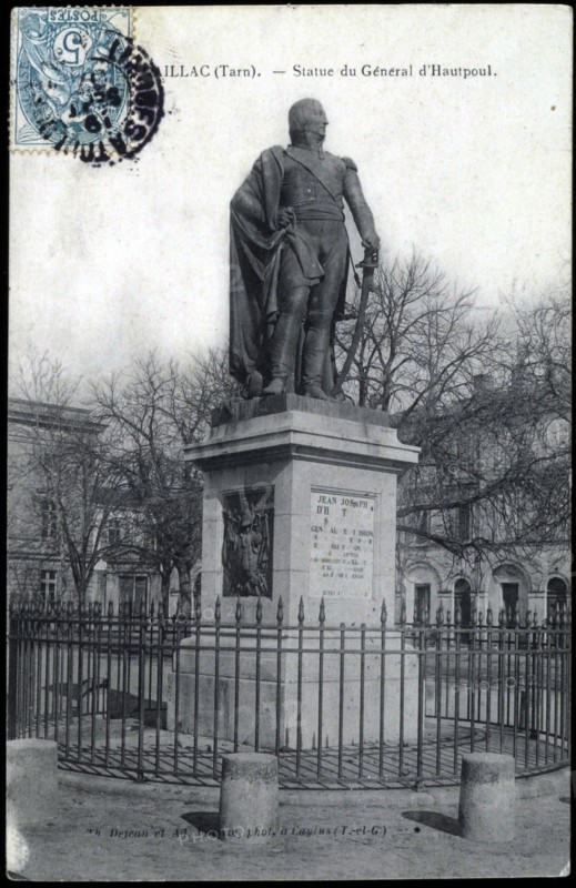 Statue of General Hautpoul in Tarn.