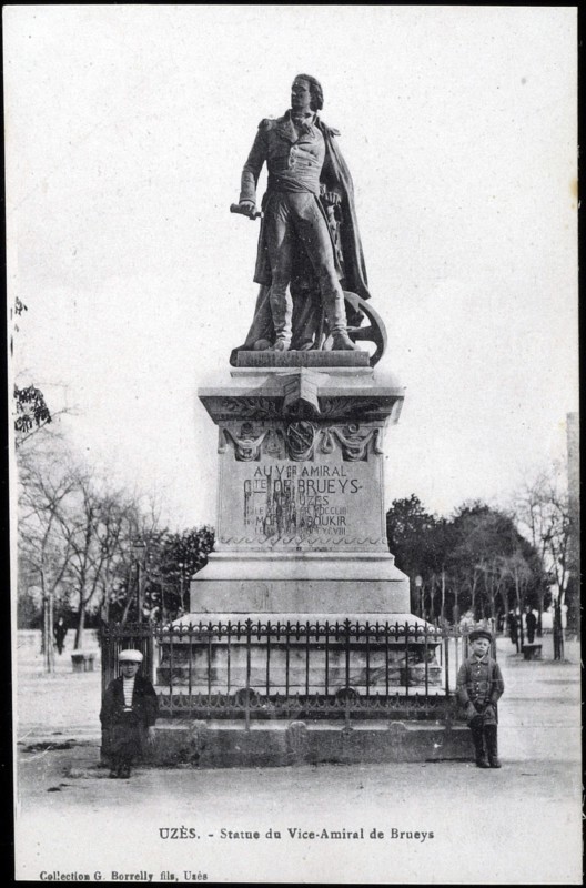 Statue du vice-amiral de Brueys.