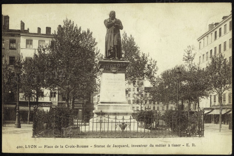 Statue of Joseph-Marie Jacquard in Lyon, place de la Croix-Rousse.