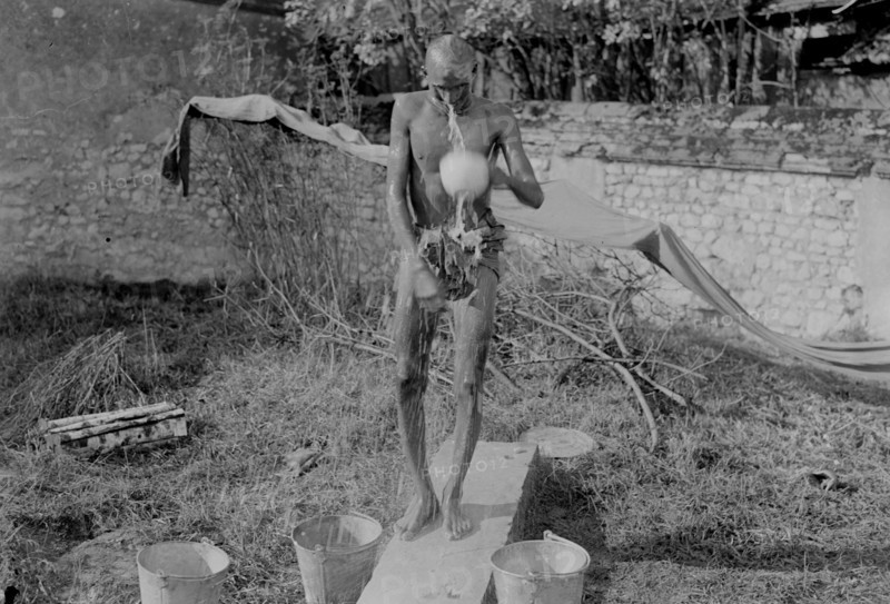 Orleans, camp of Indians.  Having a wash