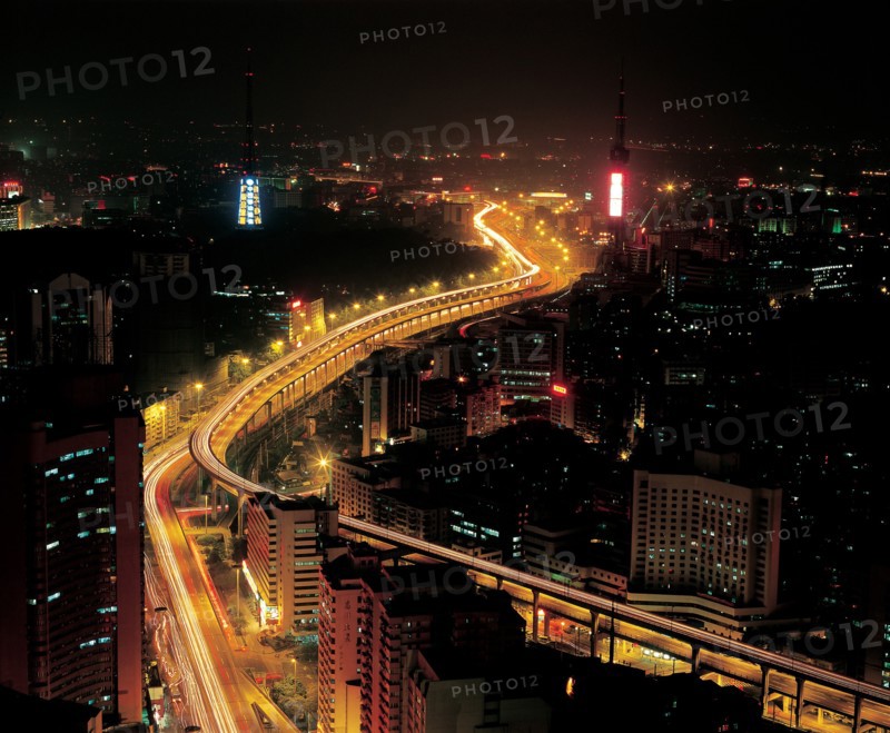 Ville de Guangzhou la nuit, Chine