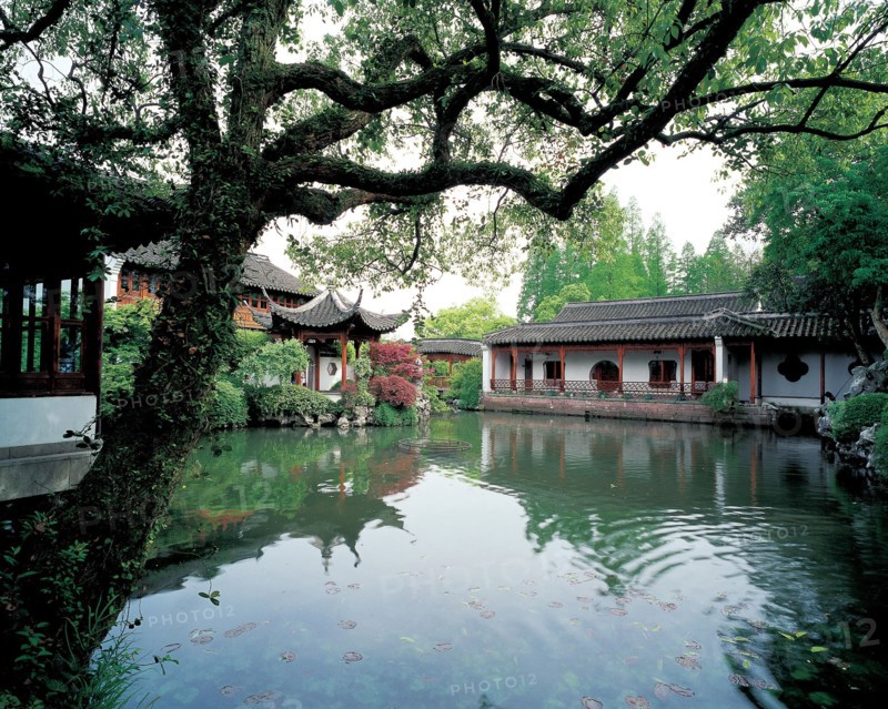 Habitations au bord de l'eau, Hangzhou, Chine