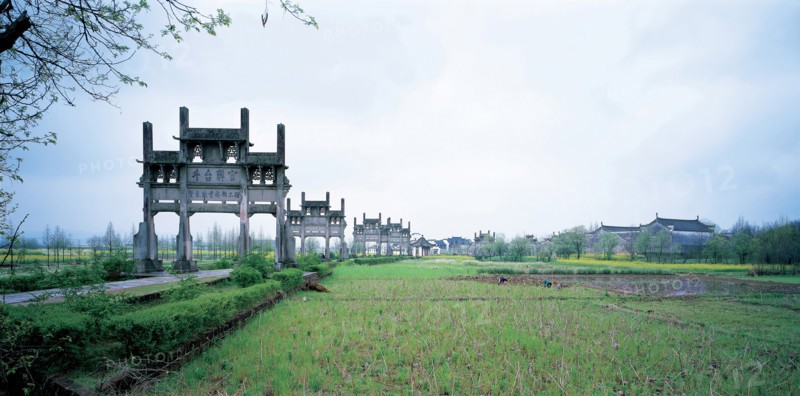 Portique, Chine