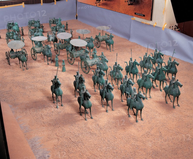 Bronze honor guard