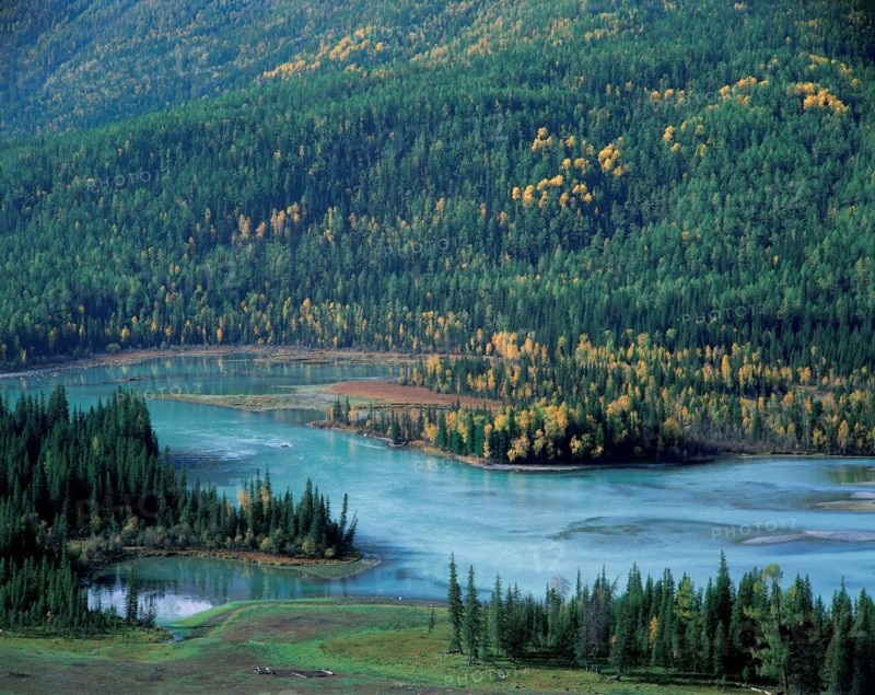 Moon Sinus of Kanasi Lake,xinjiang,China