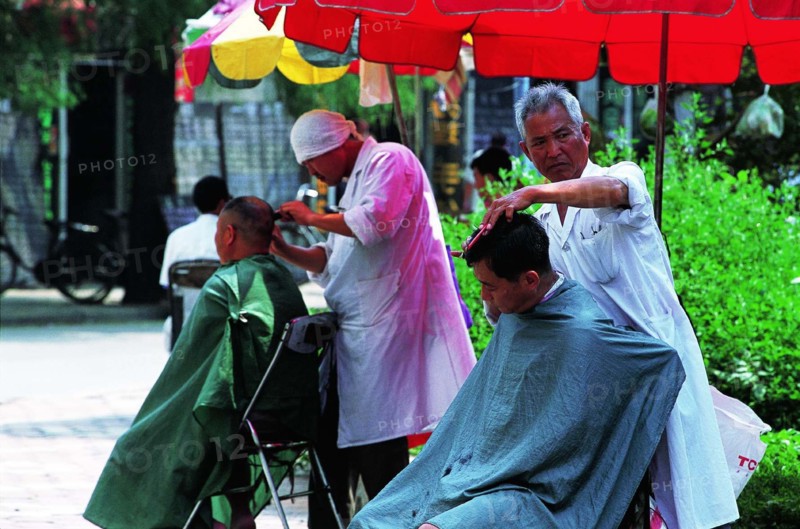 The street barbers in Shenyang,Liaoning Province,China