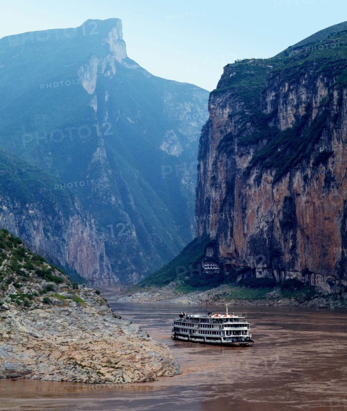 Kuimen in Three Gorges, China
