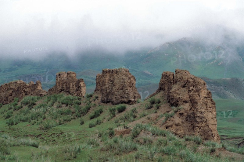 Ruins of Great Wall of Ming Dynasty in Wushaoling mountain,Gansu,China