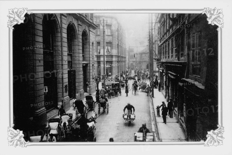 Nanjing road in 1934, Shanghai (China)