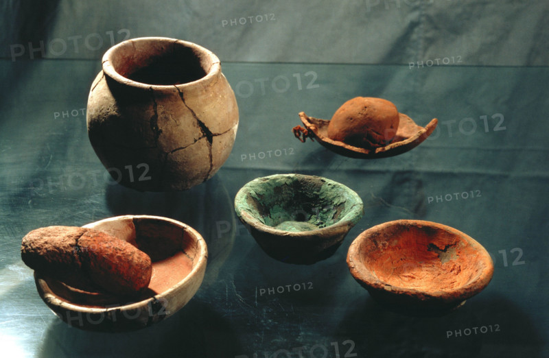 the paint container from ancient China