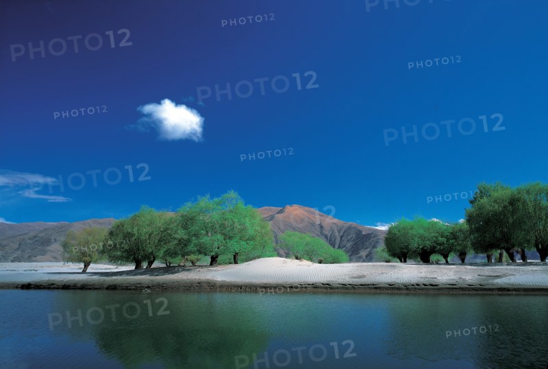 Yarlung Tsanpo River,Tibet,China