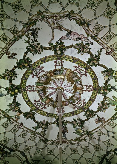 Gricci, Detail of the hall of porcelains