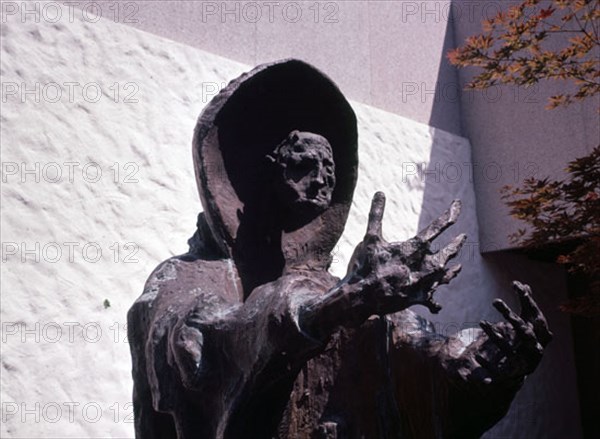 F JUNIPERO SERRA
SAN LUIS-CALIFORNIA, EXTERIOR
EEUU

This image is not downloadable. Contact us for the high res.