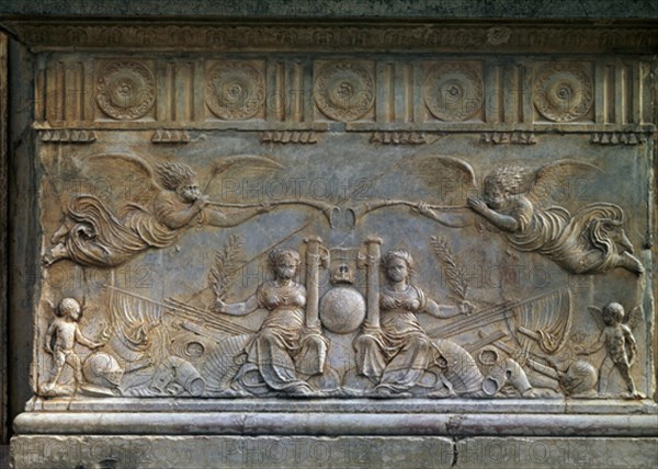 OREA JUAN DE
RELIEVE EN LA FACHADA OCCIDENTAL- TORRES DE HERCULES - PLUS ULTRA
GRANADA, PALACIO CARLOS V
GRANADA

This image is not downloadable. Contact us for the high res.