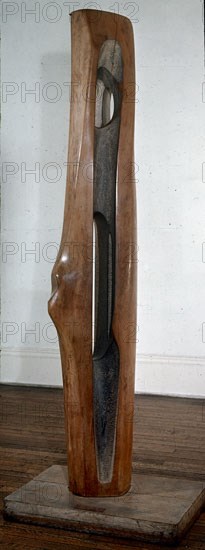 HEPWORTH BARBARA
FIGURA
LONDRES, TATE GALLERY
INGLATERRA