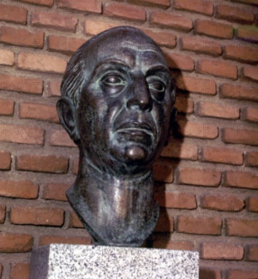 MACHO VICTORIO 1887/1966
BUSTO DE GREGORIO MARANON
TOLEDO, MUSEO VICTORIO MACHO
TOLEDO

This image is not downloadable. Contact us for the high res.