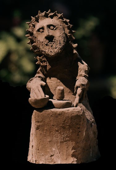 ROCHE FDO
FIGURA DE BARRO- CERAMICA POPULAR  S XX
NAVALCARNERO, EXTERIOR
MADRID