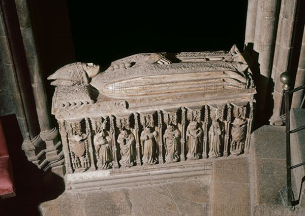 OLLER PERE
PRESBITERIO-SEPULCRO DE BERENGUER ANGLESOLA
GERONA, CATEDRAL
GERONA