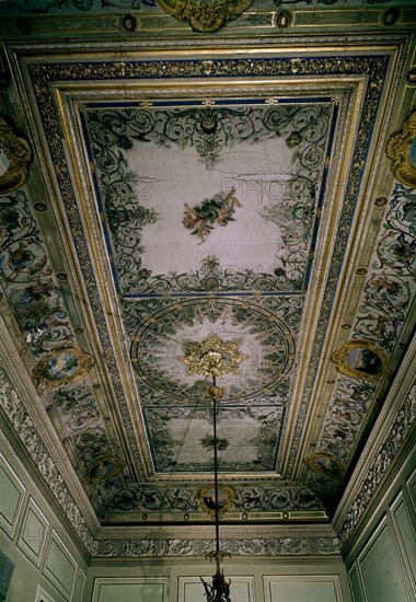 SALA DE JUNTAS-TECHO CON DECORACION BARROCA
MADRID, BANCO HIPOTECARIO
MADRID

This image is not downloadable. Contact us for the high res.