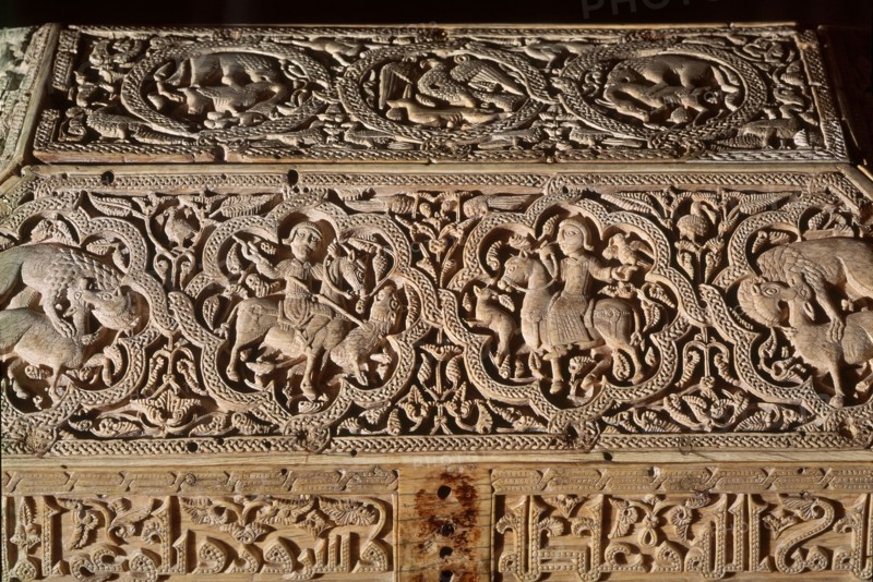 FARAY Y DISCIPULOS
ARQUETA HISPANO ARABE PROC DE LEYRE-MARFIL-PERIODO CALIFAL-1005-DETALLE
PAMPLONA, MUSEO DE NAVARRA
NAVARRA