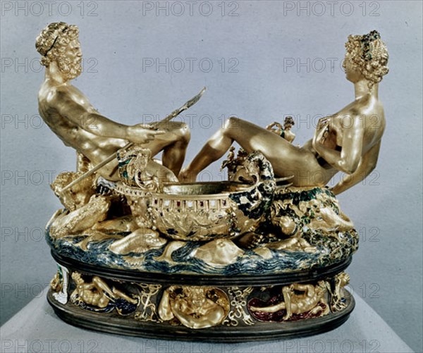 CELLINI BENVENUTO 1500/71
SALERO DE FRANCISCO I - NEPTUNO Y LA TIERRA - ORO - 1539/1543 - ROBADO EN 2003
VIENA, KUNSTHISTORISCHES MUSEUM
AUSTRIA