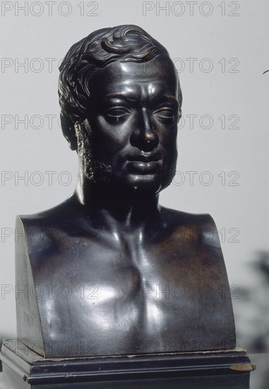 PIQUER Y DUART JOSE 1806/1871
BUSTO EN BRONCE CONDE DE TORENO-D.J.Mª QUEIPO DE LLANO-(1786-1843)
MADRID, SENADO-ESCULTURA
MADRID