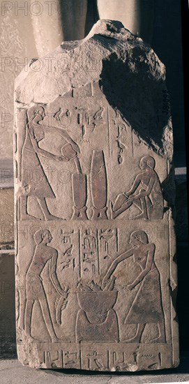 PIEZA-VISTA DE LA BASE
CAIRO, MUSEO EGIPCIO
EGIPTO

This image is not downloadable. Contact us for the high res.