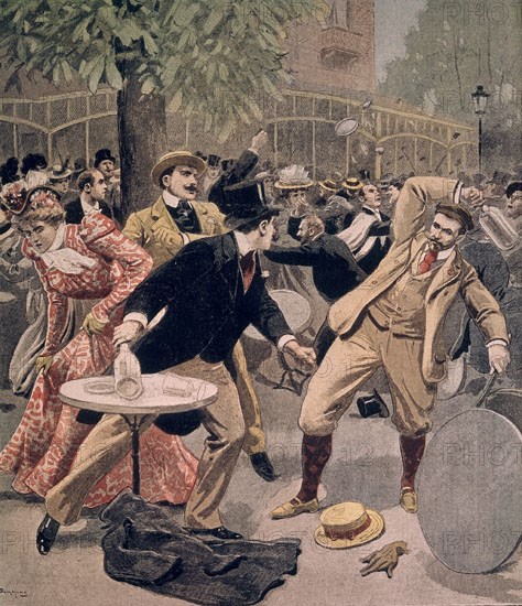 INCIDENTES EN EL GRAND PRIX
PARIS, COLECCION PARTICULAR
FRANCIA