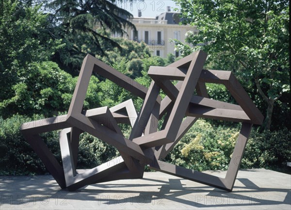TORNER GUSTAVO
ESCULTURA DELANTE DE LA FUNDACION JUAN MARCH
MADRID, FUNDACION JUAN MARCH COLECCIÓN
MADRID

This image is not downloadable. Contact us for the high res.