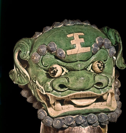 PORCELANA CON IMAGEN DE DRAGON BUDISTA
CAMBRIDGE, MUSEO FITZWILLIAM
INGLATERRA

This image is not downloadable. Contact us for the high res.