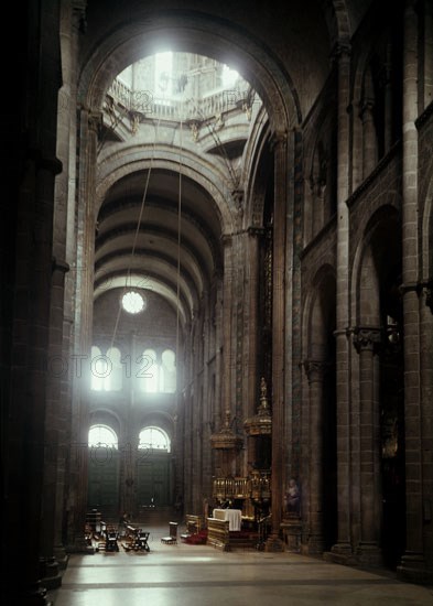 TRANSEPTO - CONJUNTO
SANTIAGO DE COMPOSTELA, CATEDRAL
CORUÑA

This image is not downloadable. Contact us for the high res.