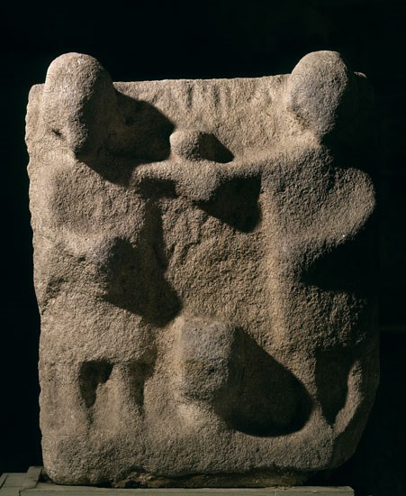 EL PACTO DE LAS TRES CIUDADES-BLOQUE GRAFIADO ESCULPIDO-REVERSO - ROMANIZACION
ORENSE, MUSEO ARQUEOLOGICO
ORENSE