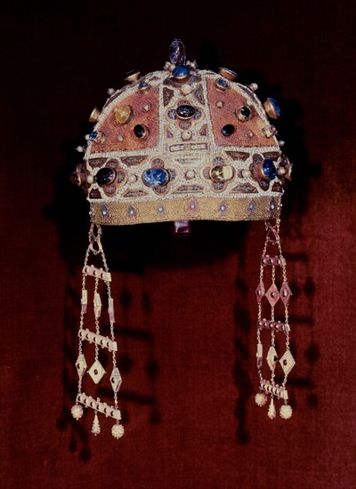 *TIARA DE ORO CON ESMALTES DE CONSTANZA DE ARAGON
PALERMO, CATEDRAL
ITALIA

This image is not downloadable. Contact us for the high res.