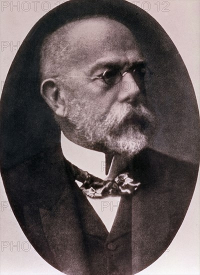 *ROBERT KOCH-MEDICO ALEMAN 1842-1910

This image is not downloadable. Contact us for the high res.