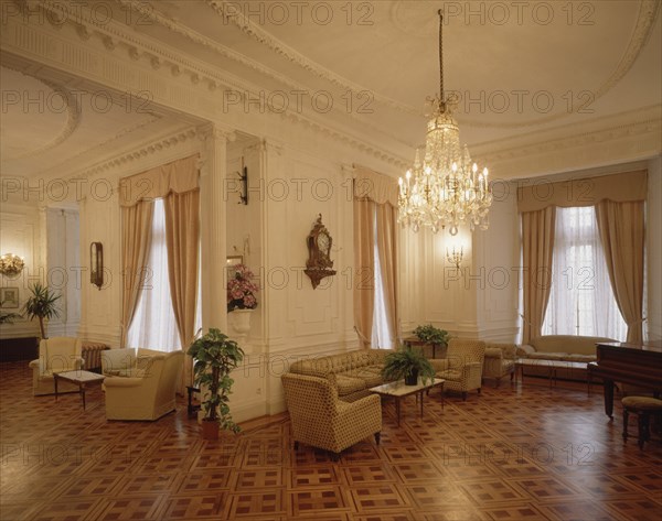 GONZALEZ RIANCHO/BRINGAS
INTERIOR-GRAN SALA DE ESTAR
SANTANDER, PALACIO DE LA MAGDALENA
CANTABRIA