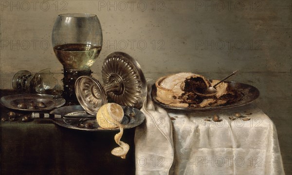 HEDA WILLEM CLAESZ 1594/1680
BODEGON CON PASTEL DE FRUTAS Y DIVERSOS OBJETOS-1634-OLEO/TABLA
MADRID, MUSEO THYSSEN-BORNEMISA
MADRID