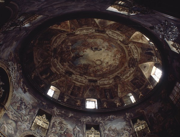 RIZZI-CARREÑO
INTERIOR-CUPULA DECORADA CON FRESCOS-S XVII-BARROCA
MADRID, IGLESIA DE SAN ANTONIO DE LOS ALEMANES
MADRID