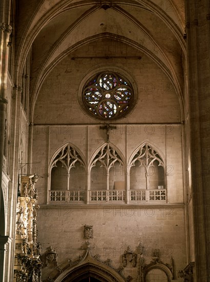 INTERIOR PARTE DERECHA DEL CRUCERO
OVIEDO, CATEDRAL DE SAN SALVADOR
ASTURIAS

This image is not downloadable. Contact us for the high res.