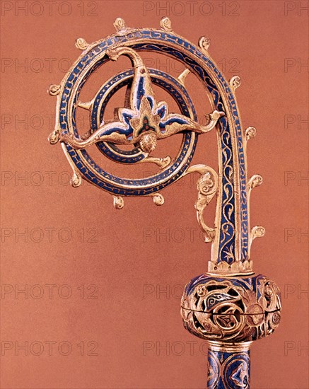 BACULO DE EMALTE DE LIMOGES S XII
VALAIS, ABADIA SAN MAURICIO
FRANCIA

This image is not downloadable. Contact us for the high res.