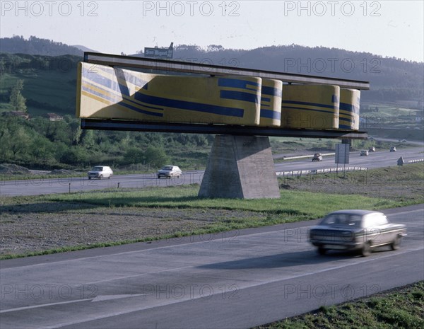 VAQUERO TURCIOS JOAQUIN
ESCULTURA (AUTOPISTA OVIEDO/GIJON)
PROVINCIA, EXTERIOR
ASTURIAS

This image is not downloadable. Contact us for the high res.