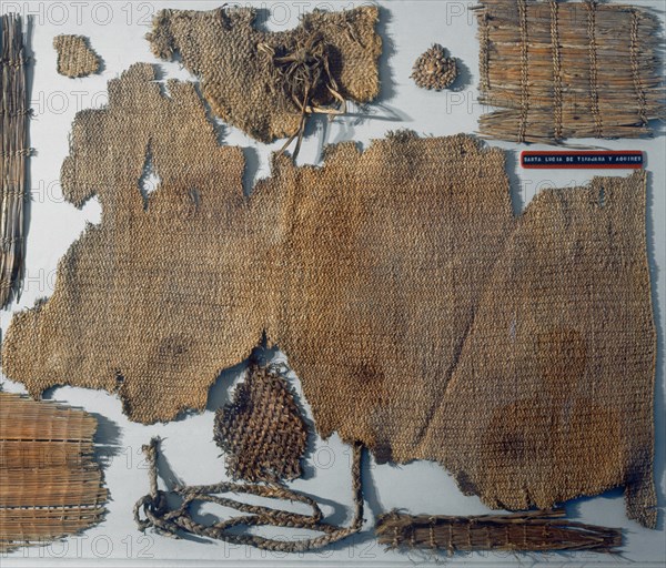 TEJIDOS DE FIBRA VEGETAL DE STA LUCIA DE TIRAJANA Y AGÜIMES (GRAN CANARIA)
SANTA CRUZ, MUSEO ARQUEOLOGICO
TENERIFE