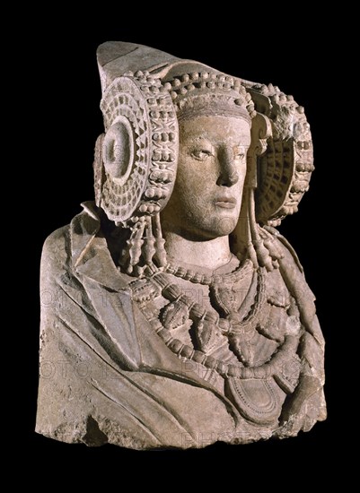 DAMA DE ELCHE-ALICANTE-ESCULTURA IBERICA S IV-DESCUBIERTA EN 1897
MADRID, MUSEO ARQUEOLOGICO NACIONAL
MADRID

This image is not downloadable. Contact us for the high res.