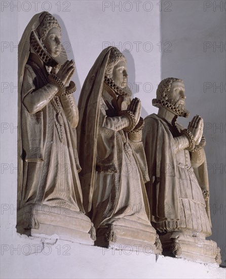 CUADRA PEDRO
ESTATUAS ORANTE DE SIMON RUIZ (1526/1597) Y SUS DOS ESPOSAS: MARIA MONTALVO Y MARIANA PAZ MIRANDA-15
MEDINA DEL CAMPO, HOSPITAL SIMON RUIZ
VALLADOLID

This image is not downloadable. Contact us for the high res.
