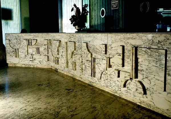 HERNANDEZ FELICIANO
RELIEVE(DE MOSTRADOR)-MARMOL 0,65X6,32 CM-1974(AG 13)
MADRID, BANCO EXTERIOR
MADRID

This image is not downloadable. Contact us for the high res.