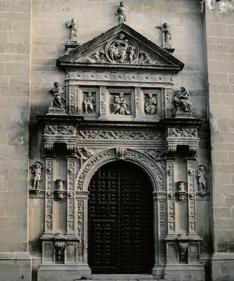 VANDELVIRA ANDRES 1509/75
PORTADA LATERAL-S XVI-RENACIMIENTO ANDALUZ
UBEDA, CAPILLA DEL SALVADOR
JAEN